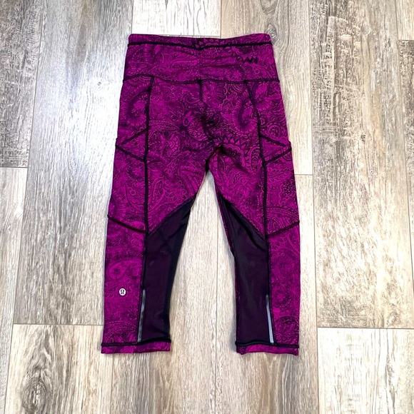 Lululemon Women’s Outrun Crop Leggings Paisley Fuchsia Pockets Mesh Size… - Picture 3 of 14